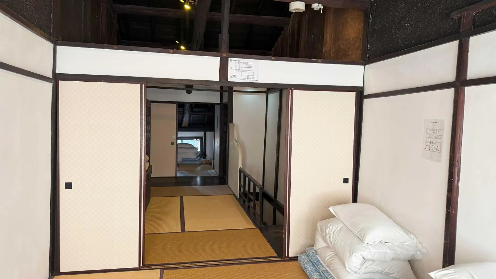 京都市 しらふじ庵ヴィラ 0*,  日本